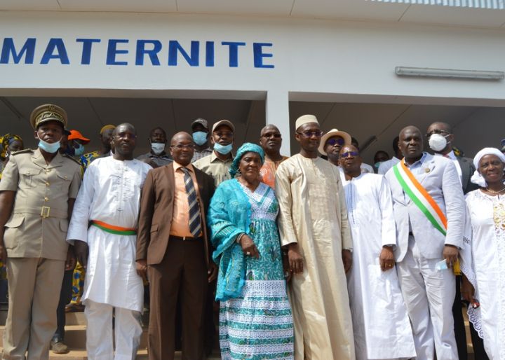 Bafing/ Bien-être des populations : Moussa Sanogo livre le centre de santé de Kamasella et prend 1200 malades de la cataracte en charge