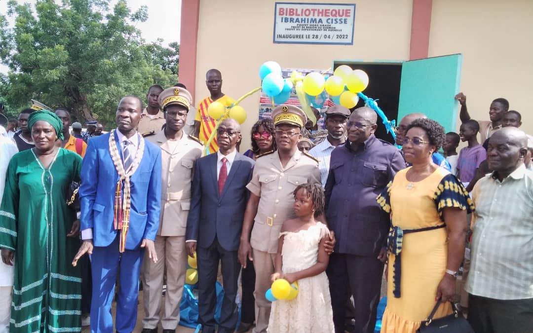 Duekoué/ La bibliothèque Ibrahima Cissé du lycée inaugurée