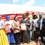 Man: Dominique Ouattara comble les femmes du Tonkpi de dons