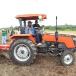 Riziculture ivoirienne : Une nouvelle ère de mécanisation lancée à Daloa et Yamoussoukro Riziculture ivoirienne : Une nouvelle ère de mécanisation lancée à Daloa et Yamoussoukro